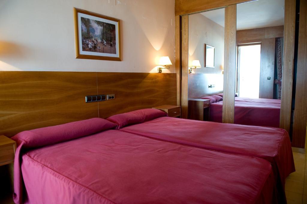 Hotel La Maruxina La Alameda de la Sagra Cameră foto