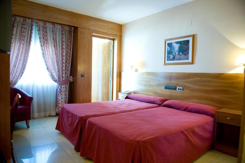 Hotel La Maruxina La Alameda de la Sagra Cameră foto
