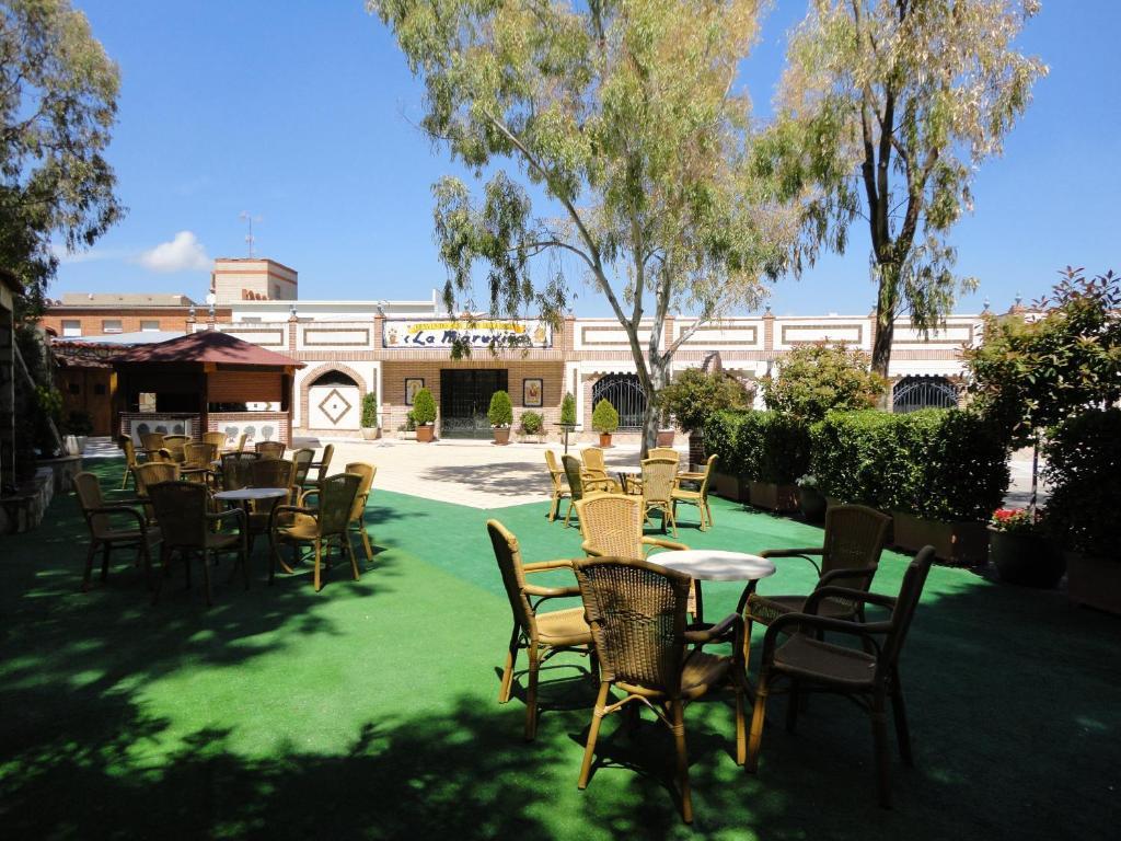 Hotel La Maruxina La Alameda de la Sagra Exterior foto